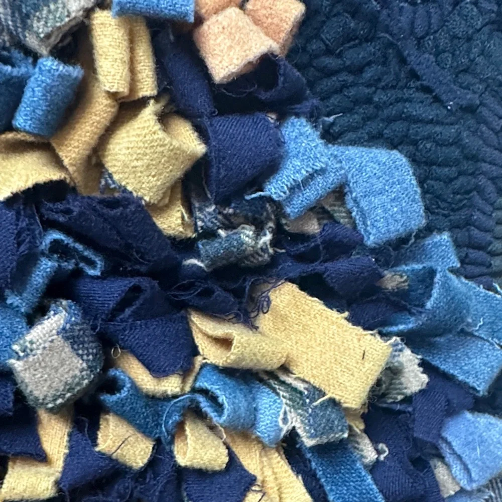 Handmade Rooster Primitive Wool Hooked Wall Hanging in Navy and Mustard